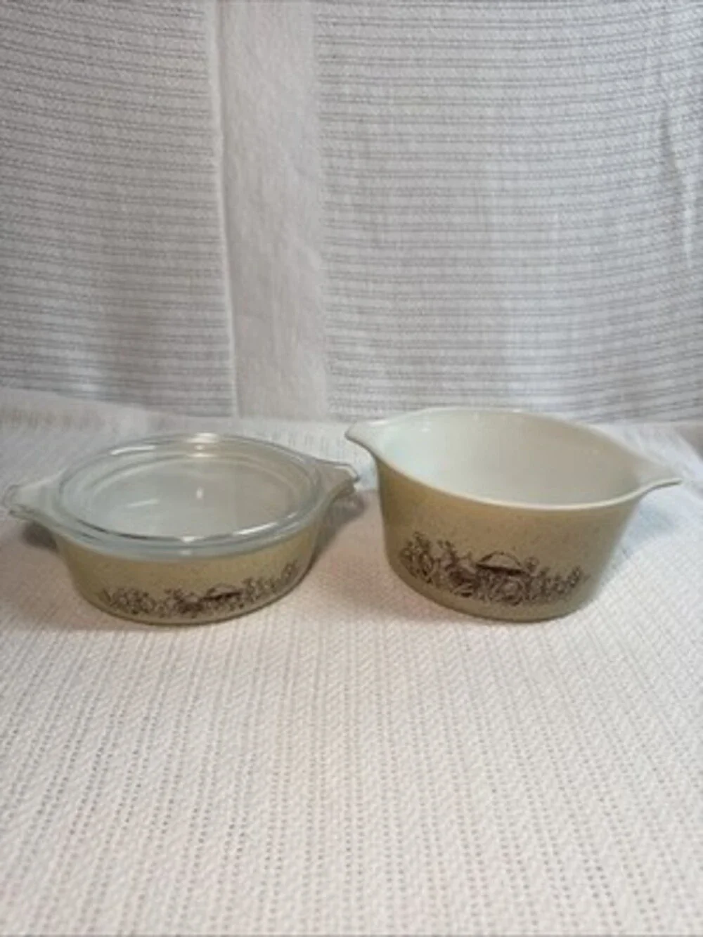 Vintage Pyrex Forest Fancies Mushroom 471B 473B  1- Clear Glass Lid